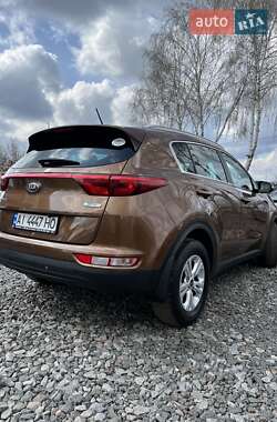 Внедорожник / Кроссовер Kia Sportage 2017 в 