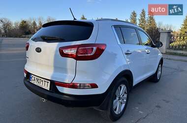 Внедорожник / Кроссовер Kia Sportage 2012 в 