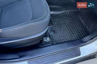 Внедорожник / Кроссовер Kia Sportage 2012 в 