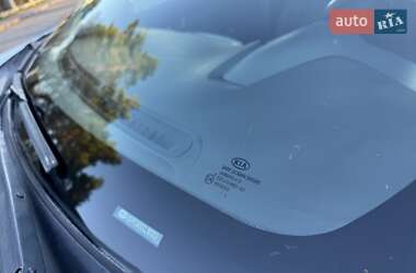 Внедорожник / Кроссовер Kia Sportage 2012 в 