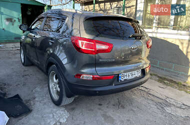 Позашляховик / Кросовер Kia Sportage 2012 в 