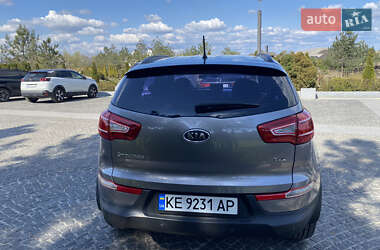 Внедорожник / Кроссовер Kia Sportage 2012 в 