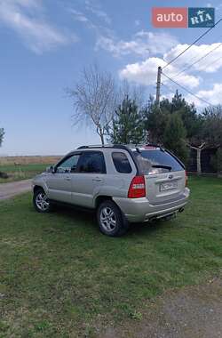 Внедорожник / Кроссовер Kia Sportage 2007 в 