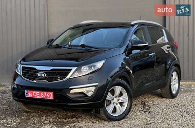 Внедорожник / Кроссовер Kia Sportage 2012 в 