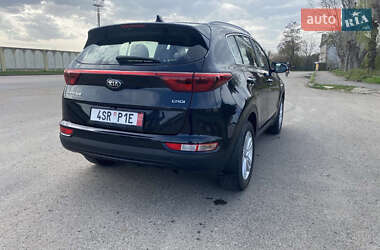 Позашляховик / Кросовер Kia Sportage 2016 в 