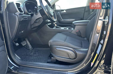 Внедорожник / Кроссовер Kia Sportage 2017 в 