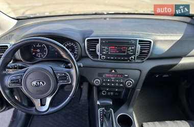 Внедорожник / Кроссовер Kia Sportage 2017 в 