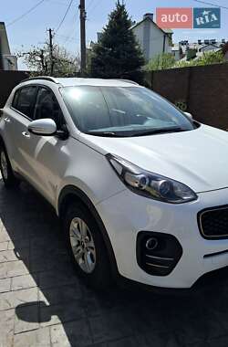 Внедорожник / Кроссовер Kia Sportage 2016 в 