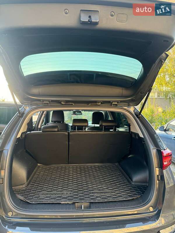 Внедорожник / Кроссовер Kia Sportage 2021 в Синельниково