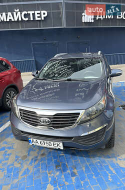 Внедорожник / Кроссовер Kia Sportage 2011 в Киеве