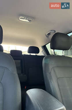 Внедорожник / Кроссовер Kia Sportage 2011 в 