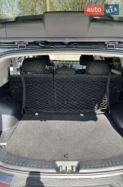 Внедорожник / Кроссовер Kia Sportage 2011 в 
