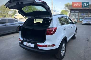 Позашляховик / Кросовер Kia Sportage 2011 в 