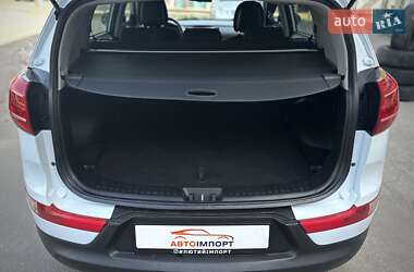 Позашляховик / Кросовер Kia Sportage 2011 в 