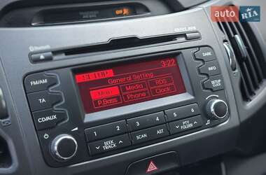 Позашляховик / Кросовер Kia Sportage 2011 в 
