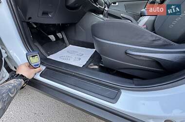 Позашляховик / Кросовер Kia Sportage 2011 в 