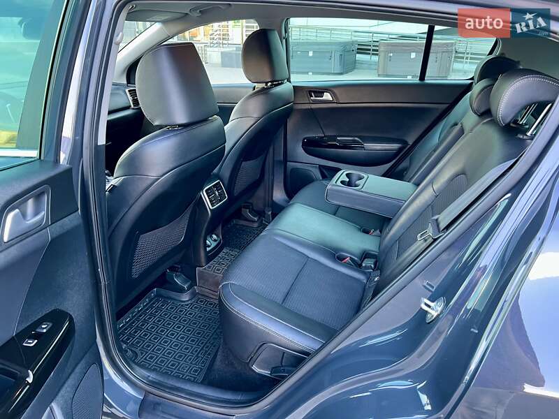 Внедорожник / Кроссовер Kia Sportage 2021 в Каменке