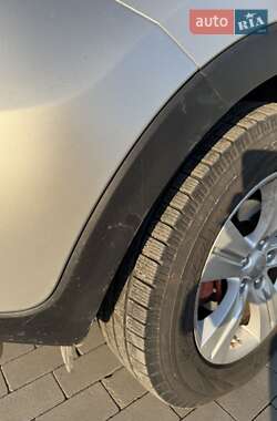 Позашляховик / Кросовер Kia Sportage 2011 в 