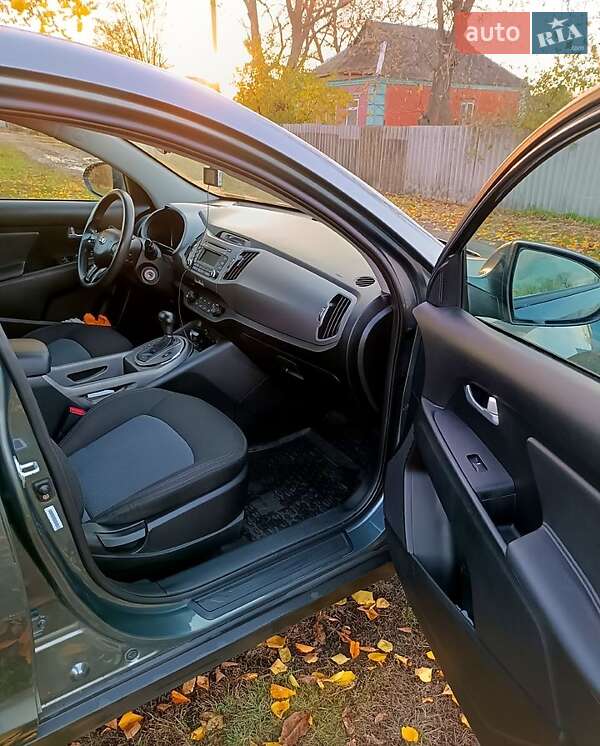 Внедорожник / Кроссовер Kia Sportage 2014 в Краснограде