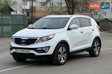 Внедорожник / Кроссовер Kia Sportage 2012 в 