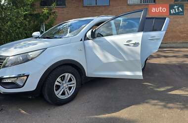 Внедорожник / Кроссовер Kia Sportage 2012 в 