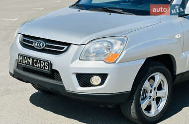 Внедорожник / Кроссовер Kia Sportage 2009 в 