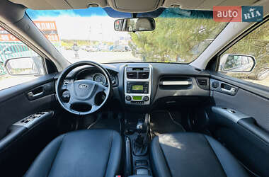Внедорожник / Кроссовер Kia Sportage 2009 в 