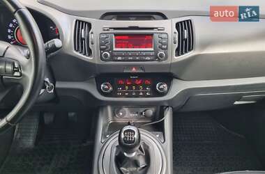 Внедорожник / Кроссовер Kia Sportage 2012 в 