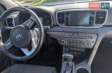 Позашляховик / Кросовер Kia Sportage 2019 в 