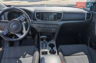 Позашляховик / Кросовер Kia Sportage 2019 в 