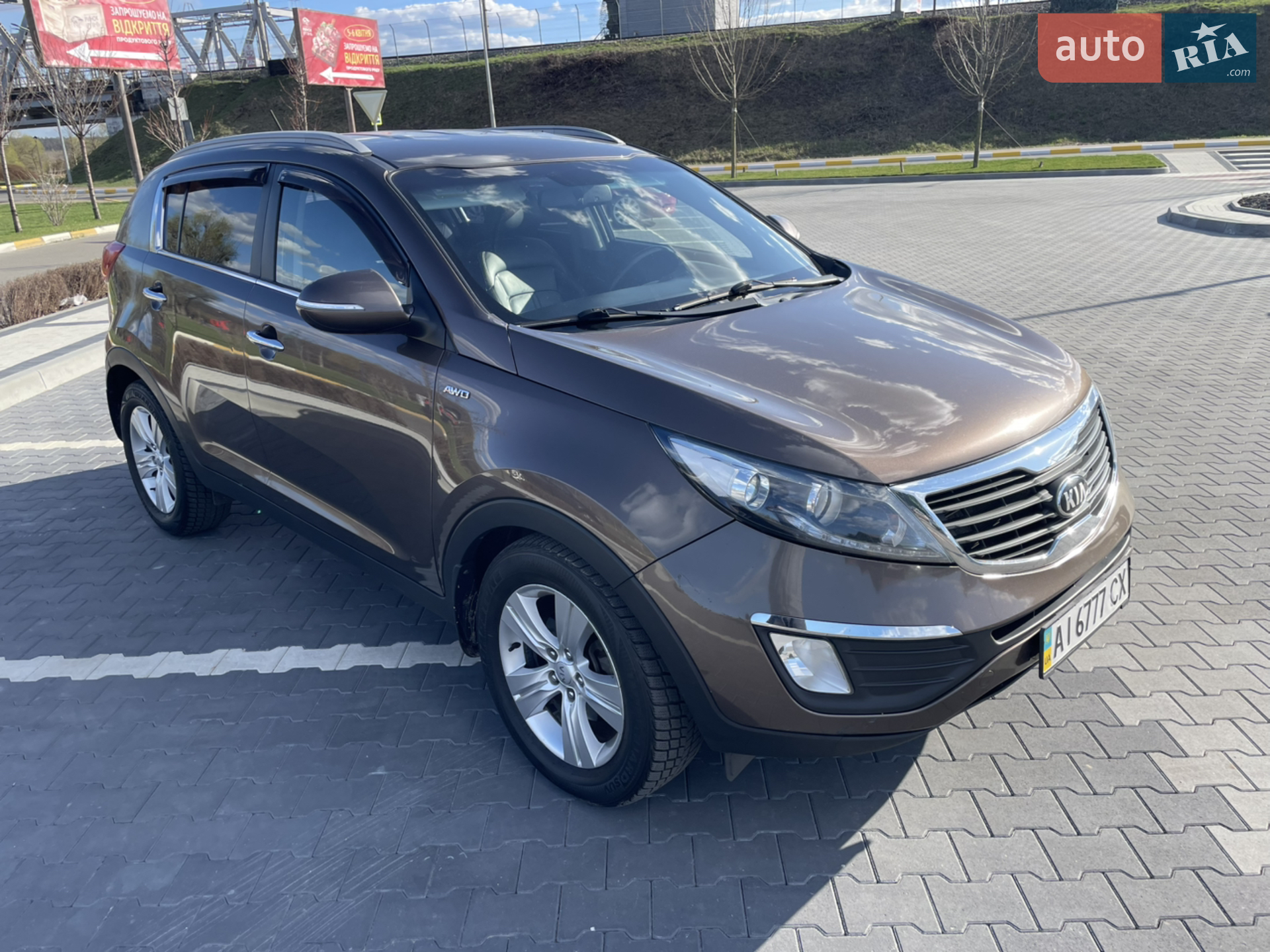 Kia Sportage 2013 VIN KNAPC813DD7522153 фото оголошення 2 з 17