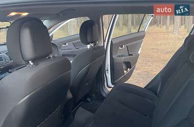 Позашляховик / Кросовер Kia Sportage 2013 в 