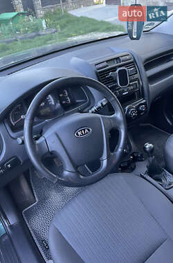 Позашляховик / Кросовер Kia Sportage 2007 в 