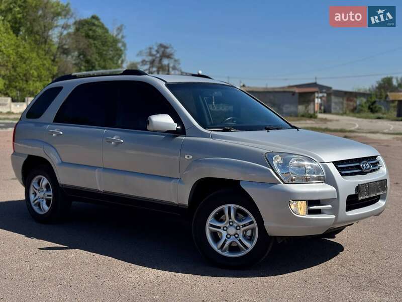 Позашляховик / Кросовер Kia Sportage 2007 в 