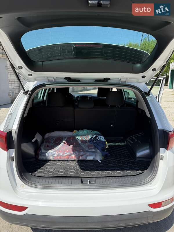 Внедорожник / Кроссовер Kia Sportage 2017 в Днепре