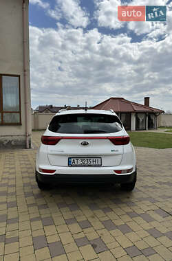 Внедорожник / Кроссовер Kia Sportage 2017 в 