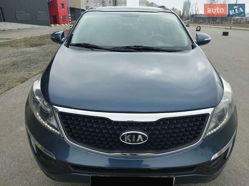 Внедорожник / Кроссовер Kia Sportage 2013 в Харькове