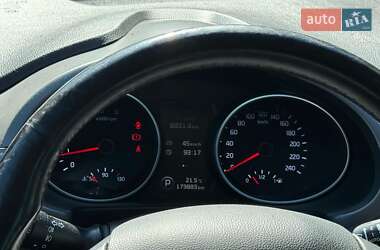 Внедорожник / Кроссовер Kia Sportage 2014 в 
