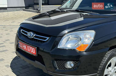 Внедорожник / Кроссовер Kia Sportage 2009 в 