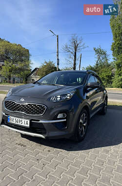 Позашляховик / Кросовер Kia Sportage 2019 в 