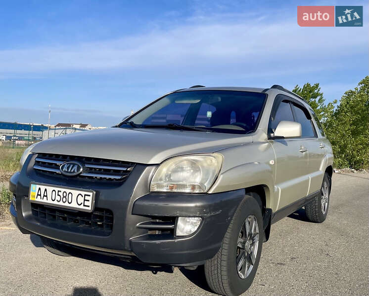 Внедорожник / Кроссовер Kia Sportage 2006 в 