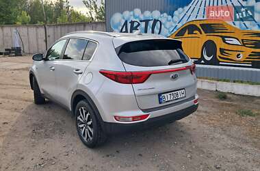 Внедорожник / Кроссовер Kia Sportage 2016 в 