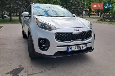 Внедорожник / Кроссовер Kia Sportage 2016 в 
