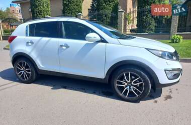 Позашляховик / Кросовер Kia Sportage 2011 в 