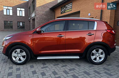Внедорожник / Кроссовер Kia Sportage 2012 в 