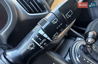 Внедорожник / Кроссовер Kia Sportage 2012 в 