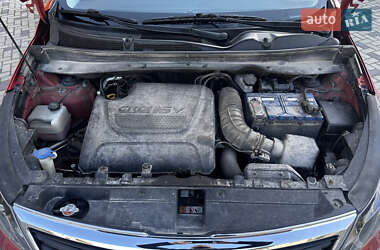 Внедорожник / Кроссовер Kia Sportage 2012 в 