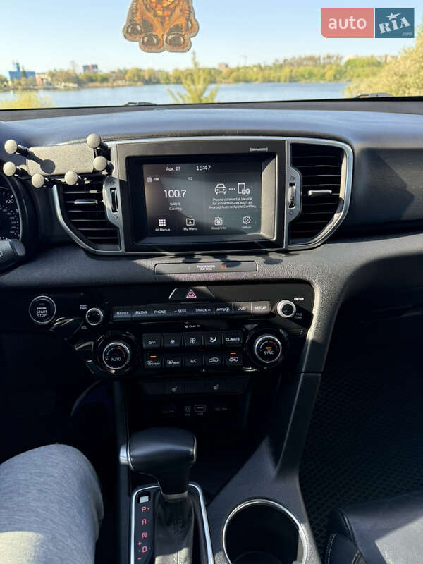 Внедорожник / Кроссовер Kia Sportage 2017 в Ровно