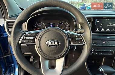 Позашляховик / Кросовер Kia Sportage 2019 в 