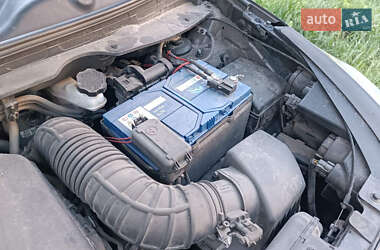 Внедорожник / Кроссовер Kia Sportage 2011 в 